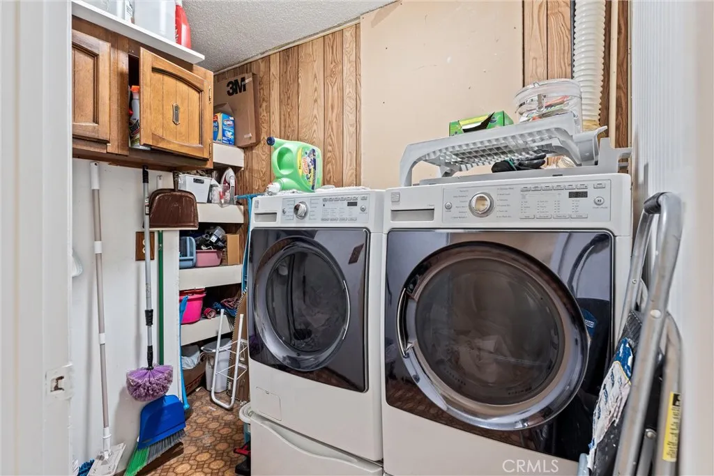 41009 17th W, Palmdale, California 93551 home-pic-15